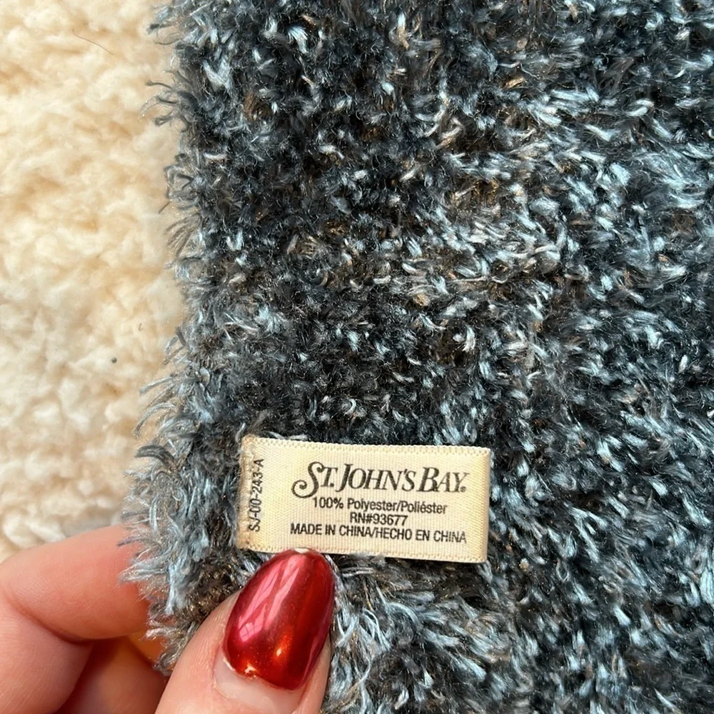 St. John's Bay Women's Grey/Silver Fuzzy Scarf